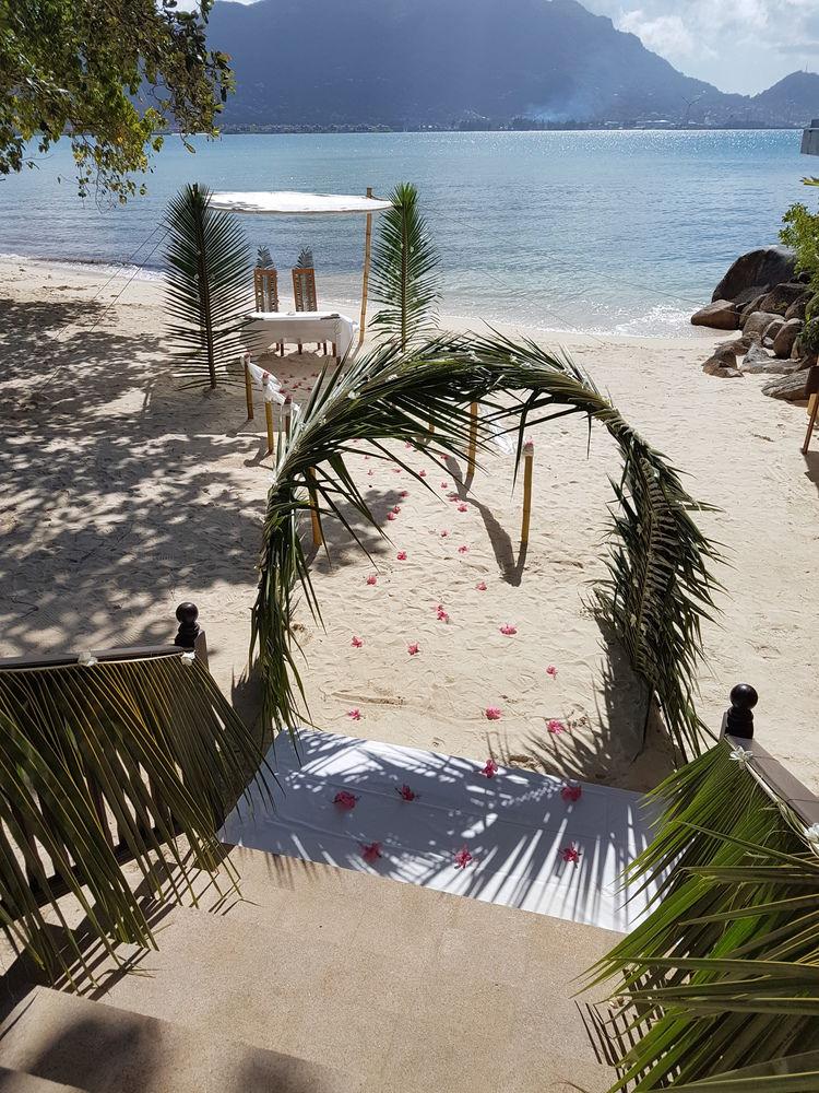 منتجع كيرف آيلاند Round Island المظهر الخارجي الصورة